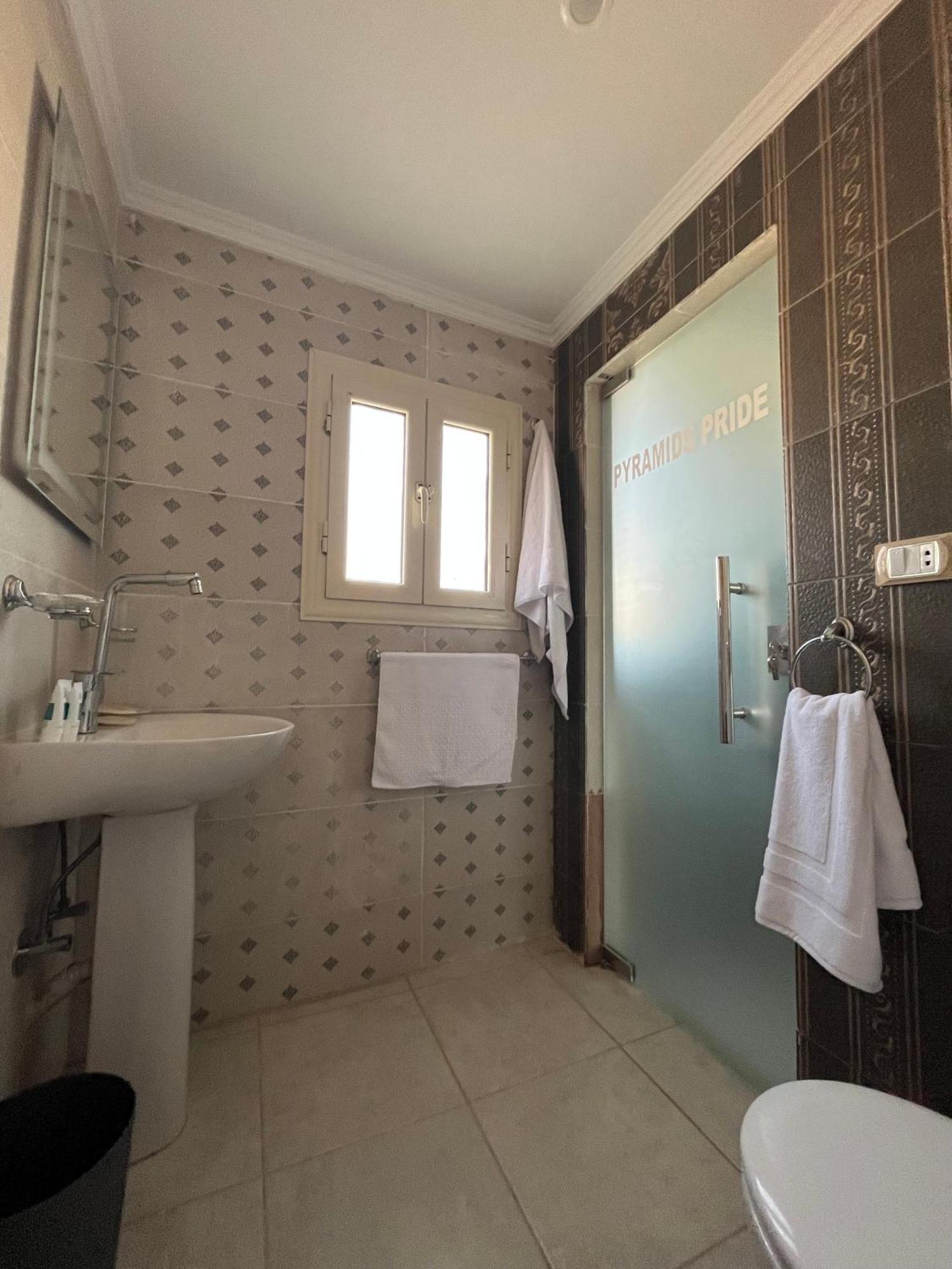 Pyramids Pride Inn Kafret el-Gabal Extérieur photo