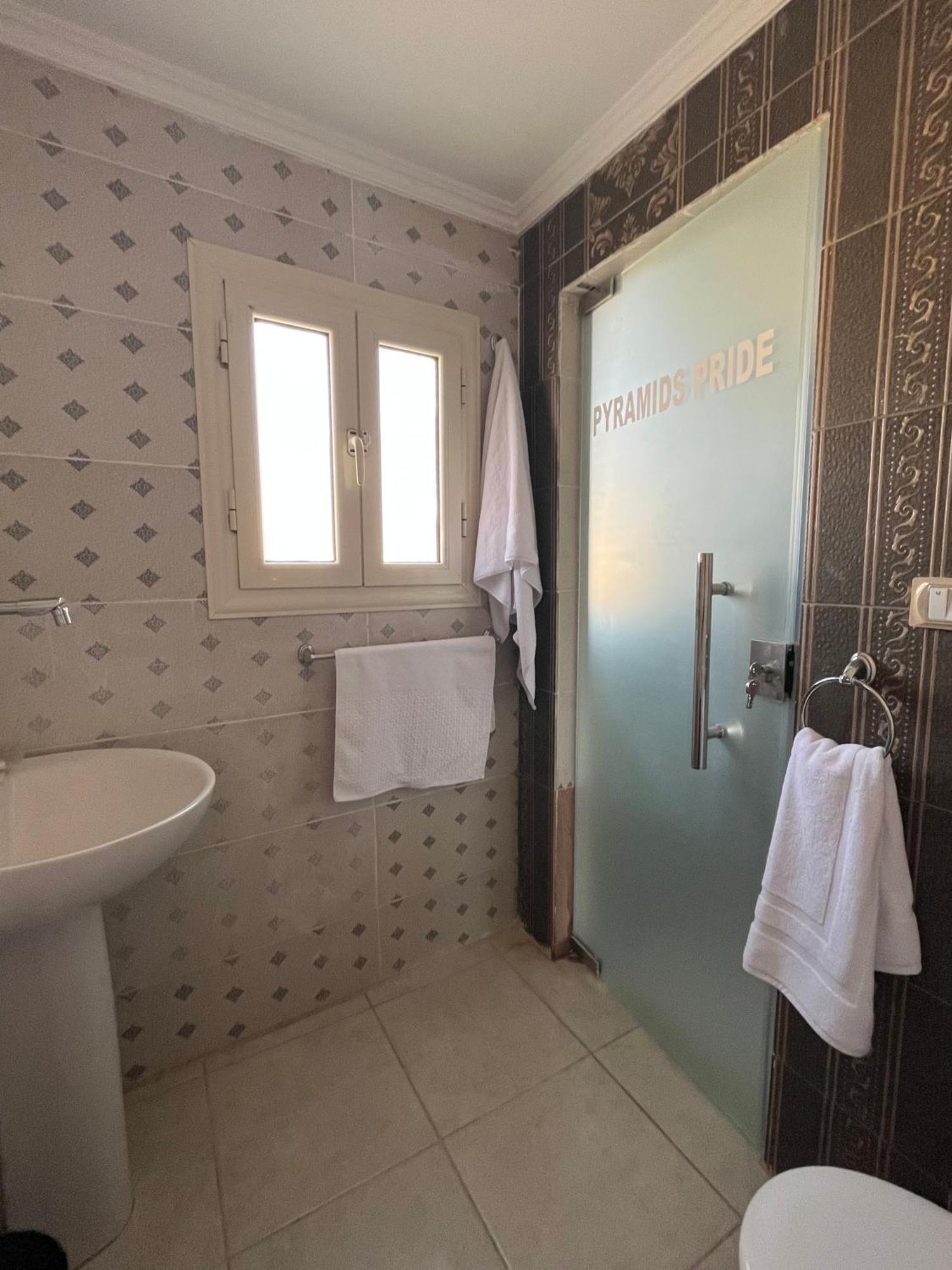 Pyramids Pride Inn Kafret el-Gabal Extérieur photo