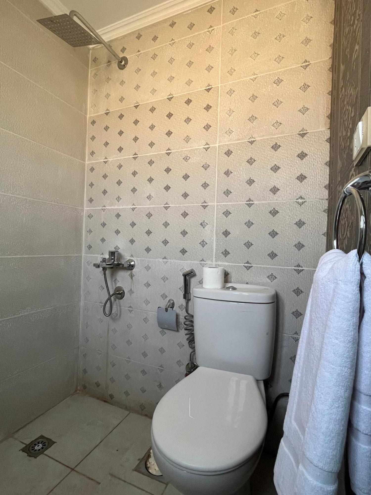 Pyramids Pride Inn Kafret el-Gabal Extérieur photo